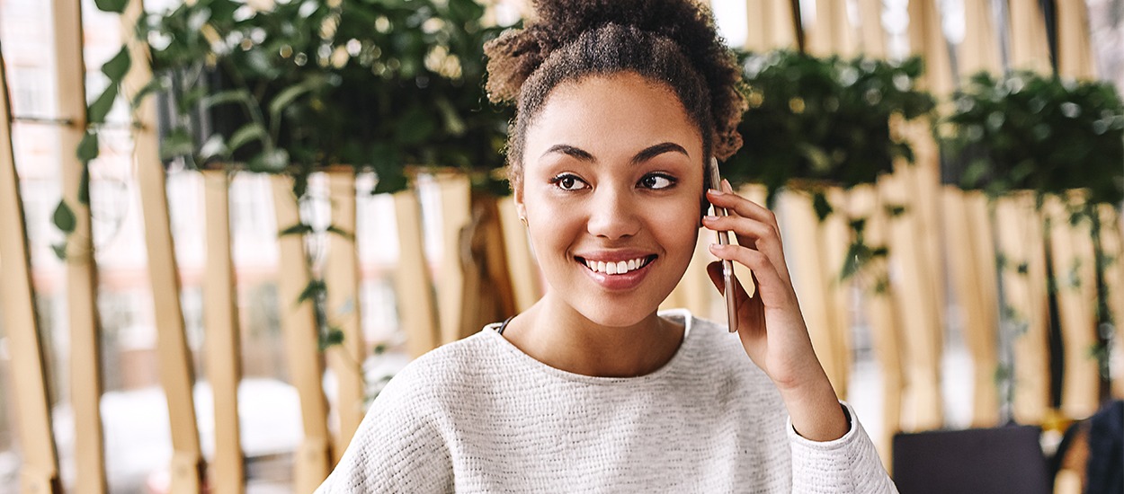 girl talking on phone